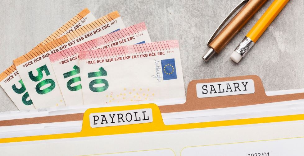 Minimum Wage Yearly Salary Uk